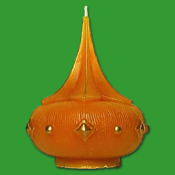 Die Kerzengießform Schmuckkerze ermöglicht es Ihnen, bezaubernde Schmuckkerzen mit einer Größe von 9 x 7 cm zu gießen. Diese Form eignet sich hervorragend für die Herstellung kleiner, aber feiner Dekorationen.