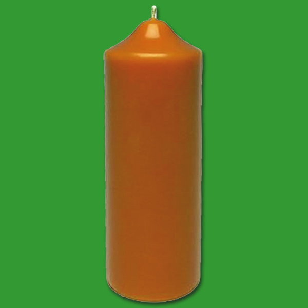 Die Kerzengießform „Stumpen“ eignet sich hervorragend für mittelgroße Kerzen. Mit einer Höhe von 17 cm und einem Durchmesser von 5,5 cm erhalten Sie Kerzen mit einem Wachsgewicht von 365 g. Die empfohlene Dochtstärke Nr. 8 sorgt für gleichmäßiges Brennen. Ideal für die Herstellung schöner, handgemachter Stumpenkerzen.