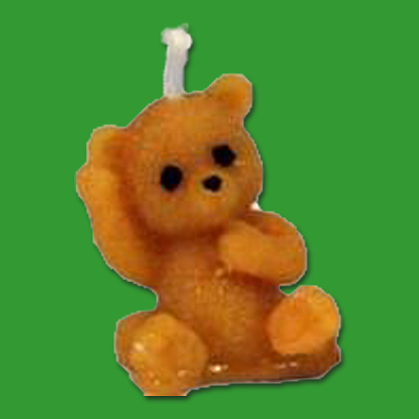Die handliche Kerzengießform „Teddy“ ist ideal für kleine Kerzenprojekte. Mit einer Größe von 4 x 3 cm eignet sich diese Form perfekt für Kinder oder Anfänger.