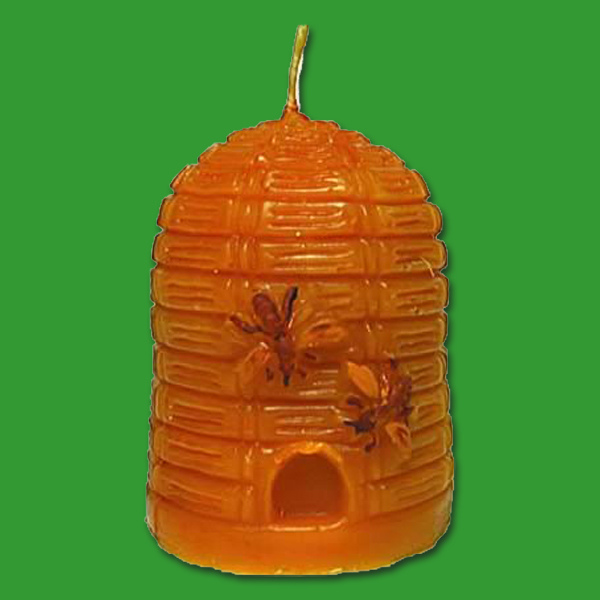Die Gießform Bienenkorb, groß (9 x 7 cm) erschafft eindrucksvolle Kerzen mit authentischen Wabenstrukturen – perfekt für größere Projekte.