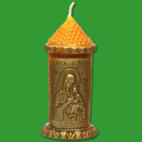 Die Wabenkerzen-Gießform „Madonna“...