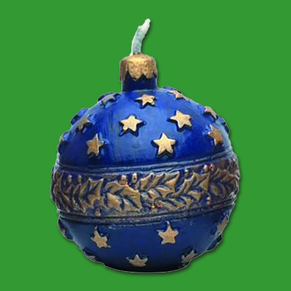 Diese größere Weihnachtskugel-Gießform eignet sich hervorragend für opulente Dekorationen oder als besonderes Geschenk.