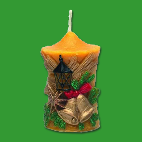 Mit der Form „Zierkerze mit Glocke“ gestalten Sie elegante Kerzen, die jede Festtafel bereichern. Das Motiv einer Glocke ist fein herausgearbeitet. Perfekt für Bienenwachs-Liebhaber*innen, die auf Tradition und Qualität setzen.