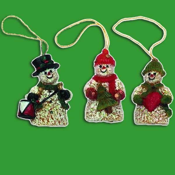 Das „Baumschmuck 3er-Set“ bietet Ihnen vielseitige Formen für Wachsanhänger. Perfekt, um den Weihnachtsbaum mit selbstgemachten, stilvollen Dekorationen aus Bienenwachs zu verschönern.