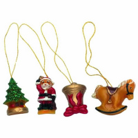 Mit dem „Baumschmuck 4er-Set“ lassen sich...