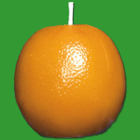 Mit dieser Kerzengießform in Form einer Orange...