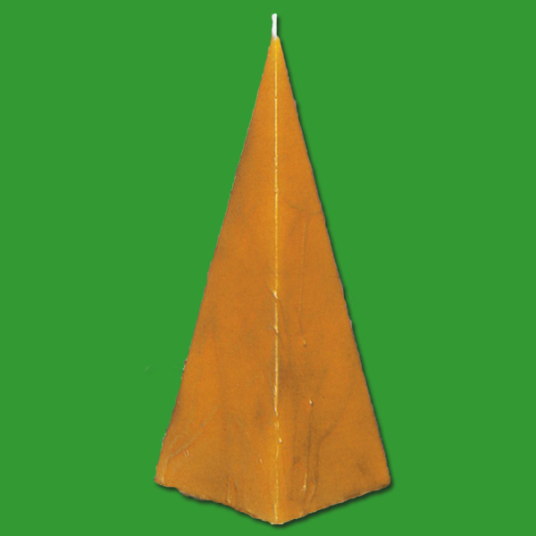 Diese Gießform große Pyramidenkerze mit Struktur ermöglicht Ihnen, eine eindrucksvolle, strukturierte Pyramidenkerze zu schaffen. Mit einer Größe von ca. 19 x 10 cm und einem Wachsgewicht von ca. 325 g erhalten Sie eine Kerze mit edlem Design.