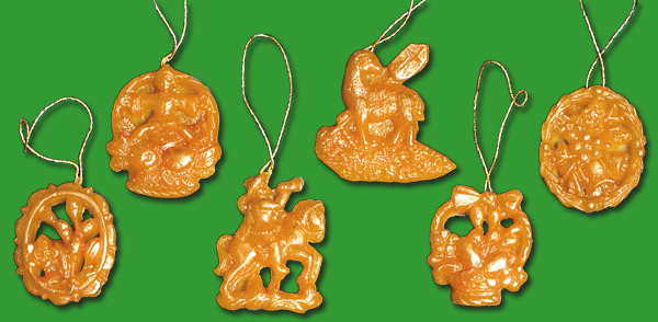 Die Gießform „Osterstraußschmuck, 6-fach“ bringt Frühling in Ihr Zuhause. Ihre detailreichen Motive sind ideal, um Osterdekorationen aus Wachs liebevoll zu gestalten.