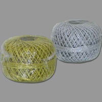 Dieses Metallgarn in Gold und Silber eignet sich ideal...