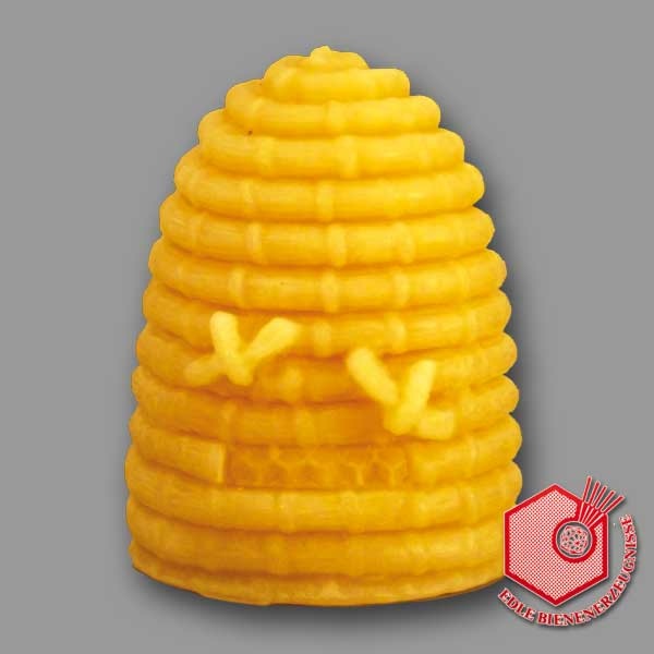 Groß und massiv, die Bienenkorb-Kerze (8 cm hoch, 5,5 cm Ø) verleiht jedem Raum eine warme, natürliche Note – ein wahres Schmuckstück.