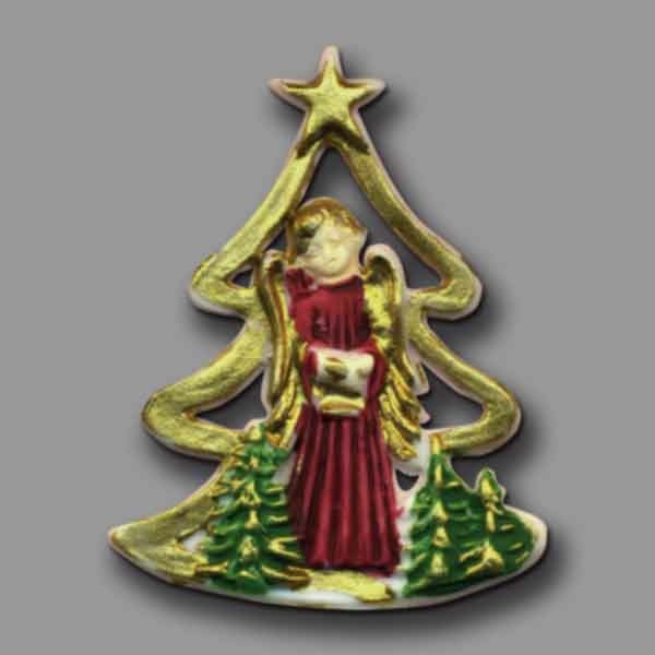 Die Kerzenverzierung „Engel vor Weihnachtsbaum“ in bunten Farben zaubert weihnachtlichen Zauber. Enthält 7 Stück.