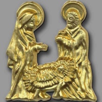 Die goldene Kerzenverzierung „Krippe“ bringt...