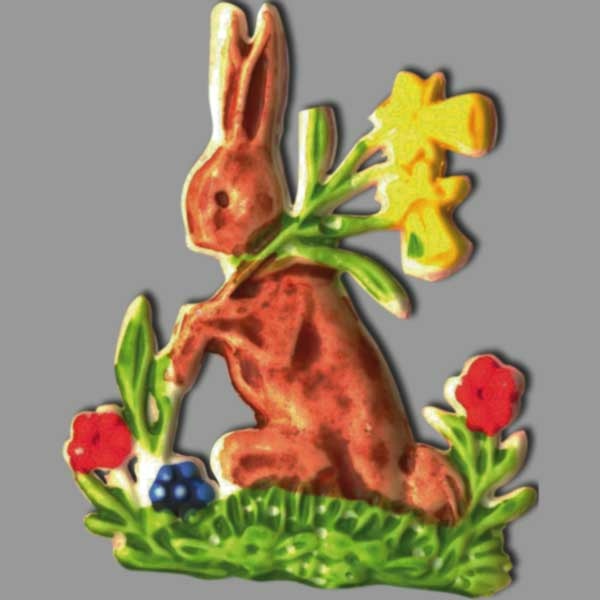 Verspielte Eleganz: Der Osterhase mit Blume verschönert jede Kerze und macht sie zum Hingucker für das Osterfest.