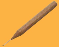 Formholz mit Umlarvnadel