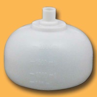 Der Futterballon aus Plastik mit einer Kapazität von...