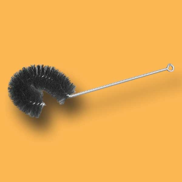 Die Ballon-Reinigungsbürste für Futterballons ist ein unverzichtbares Werkzeug für Imker*innen. Mit ihrer speziellen Krümmung und dem Drahtstiel lässt sich der Futterballon gründlich reinigen, um die Hygiene zu gewährleisten und die Bienen vor Krankheiten zu schützen.