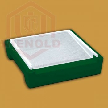 Der grün beschichtete LCB-DN-Boden mit TERBACH®-Beschichtung bietet optimalen Schutz und langlebige Qualität. Aluminium-Lüftungsgitter sorgt für hervorragende Belüftung.