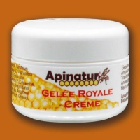 Gelée-Royal-Hautcreme spendet trockener Haut...