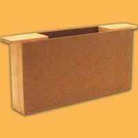 Die Holz-Futtertasche 2-Wabenbreite -DN- ist eine solide...