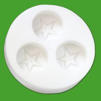 Diese Kerzengießform für 3 Teelichter in...