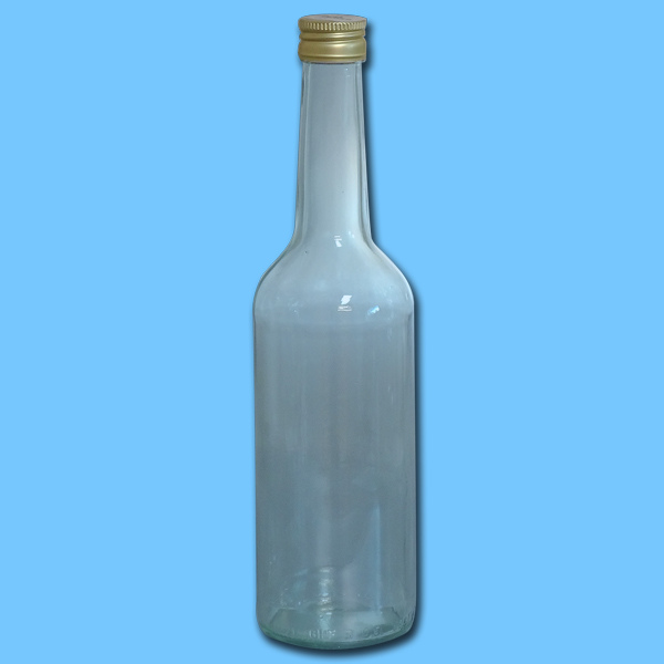 Diese 500 ml Geradhalsflasche mit 28er Alu-Schraubdeckel in goldene Farbe ist eine elegante Lösung für die Abfüllung von Honig. Mit einer Höhe von ca. 26 cm und einem Durchmesser von ca. 7 cm eignet sich diese Flasche hervorragend für Honigabfüllungen und bietet eine stilvolle Präsentation.