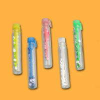 Diese Opalith-Zeichenplättchen in gelber Farbe...